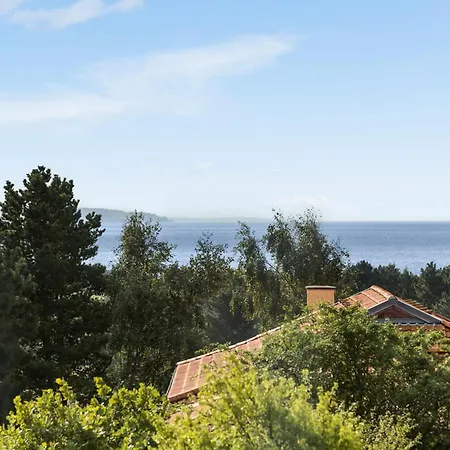 In With House Sea View Feriehus *