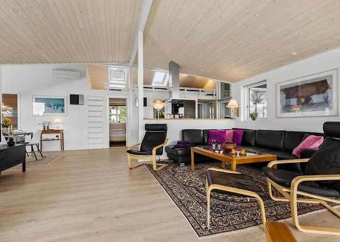 Σπίτι διακοπών In With House Sea View