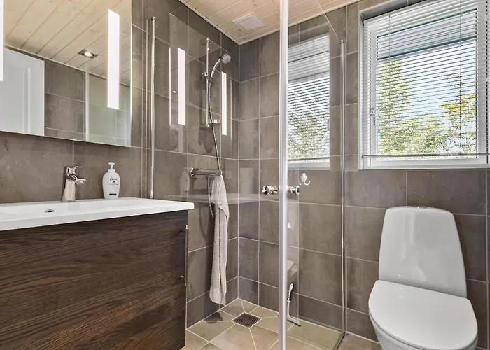 In With House Sea View *